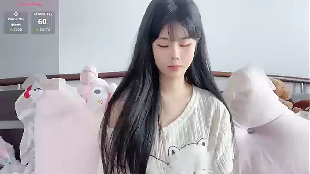 Qedgjwyz1 online show from 17, 4, 2026