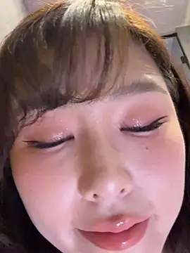 Snapshot of Momoever123456 chatting on 19, 6, 2026 Momoever123456 online show from 19, 6, 2026