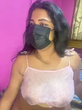 NOORA-GIRL online show from 15, 9, 2025