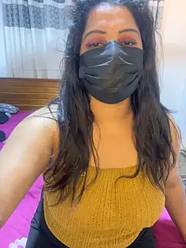 NOORA-GIRL online show from 4, 2, 2026