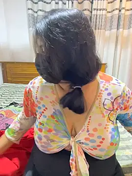 NOORA-GIRL online show from 11, 4, 2026