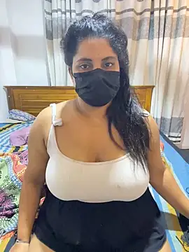 NOORA-GIRL online show from 24, 4, 2026