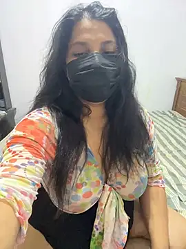 NOORA-GIRL online show from 7, 6, 2026