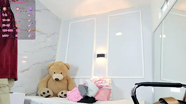 zorravioletta1 online show from 27, 3, 2026