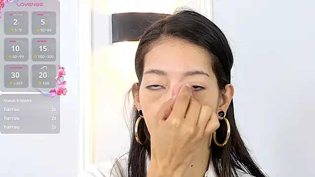 zorravioletta1 online show from 22, 4, 2026