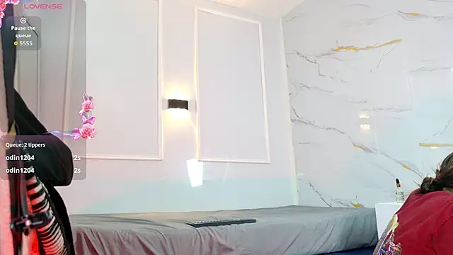 zorravioletta1 online show from 27, 4, 2026