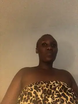 Lola kims online show from 24, 4, 2026