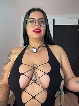 Devilsweet17 online show from 23, 4, 2026