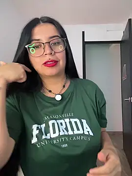 Devilsweet17 online show from 24, 4, 2026