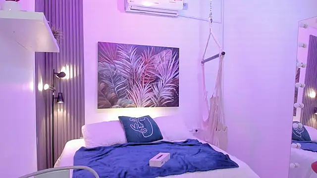 emma alice  online show from 25, 10, 2025