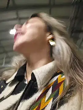 Snapshot of Karen_San_Miguel chatting on 13, 3, 2025 Karen San Miguel online show from 13, 3, 2025