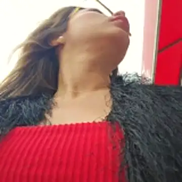 Snapshot of Karen_San_Miguel chatting on 22, 10, 2025 Karen San Miguel online show from 22, 10, 2025