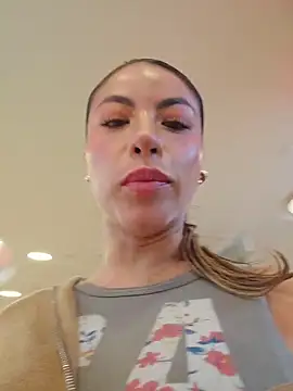 Karen San Miguel online show from 26, 4, 2026