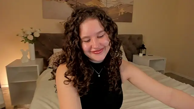Snapshot of Ariella_Sol chatting on 30, 7, 2026 Ariella Sol online show from 30, 7, 2026