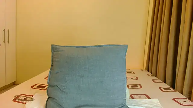 Snapshot of ALEXABOUJEE95 chatting on 12, 3, 2025 ALEXABOUJEE95 online show from 12, 3, 2025