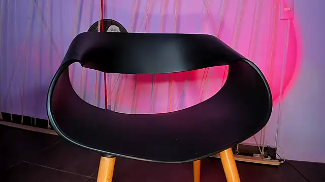 MrShaggy online show from 6, 2, 2025