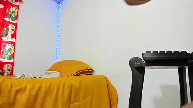 Anahi Cruz7 online show from 19, 12, 2024