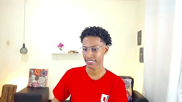 maiki18  online show from 17, 3, 2025