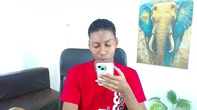 maiki18  online show from 17, 12, 2025