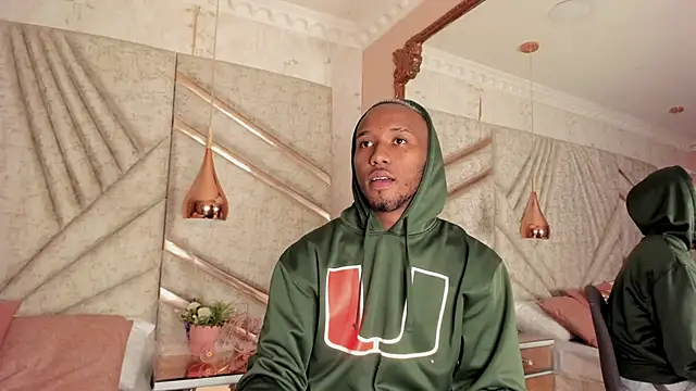 Snapshot of JamesParck chatting on 2, 3, 2025 JamesParck online show from 2, 3, 2025