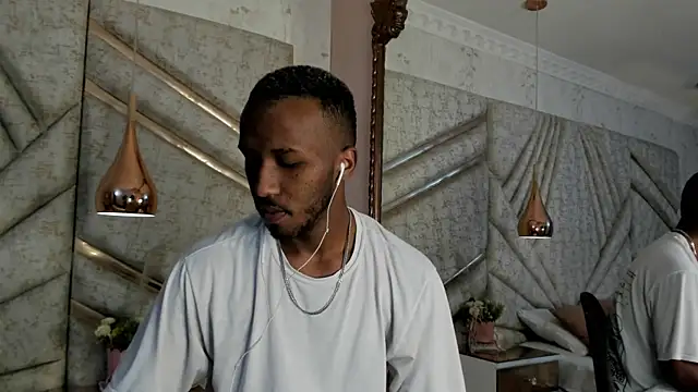 Snapshot of JamesParck chatting on 20, 3, 2025 JamesParck online show from 20, 3, 2025