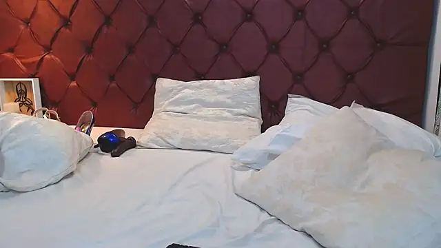 MariaJoseWalker online show from 3, 1, 2025