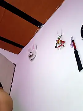 Leslly  online show from 19, 9, 2025