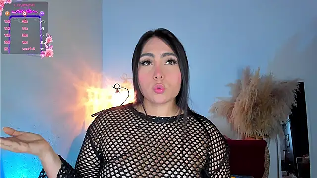 Sarahballiston  online show from 5, 12, 2024