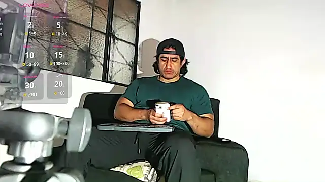 Snapshot of willian_m777 chatting on 9, 9, 2025 willian m777 online show from 9, 9, 2025