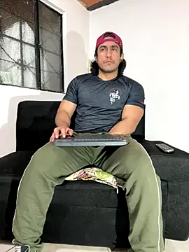 Snapshot of willian_m777 chatting on 25, 10, 2025 willian m777 online show from 25, 10, 2025