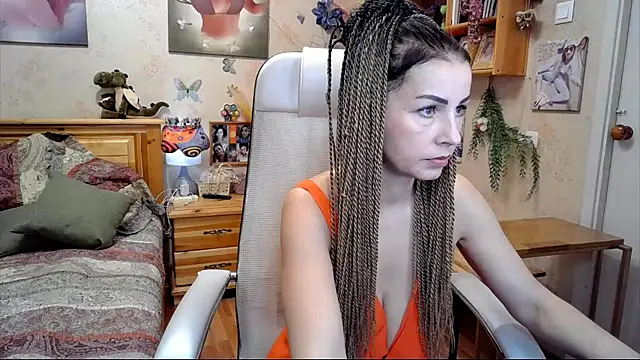 Kendra Mom online show from 11, 2, 2025