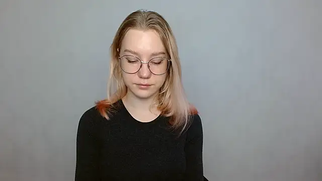 cindi hot online show from 5, 1, 2025