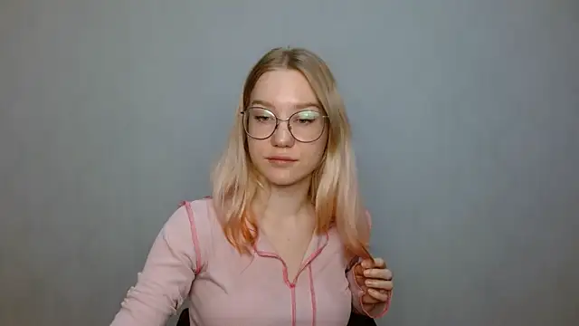 cindi hot online show from 19, 1, 2025