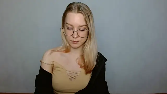 cindi hot online show from 9, 2, 2025