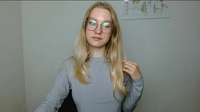 cindi hot online show from 13, 9, 2025