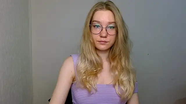 cindi hot online show from 5, 12, 2025