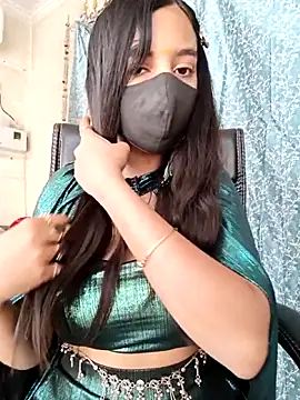 Parinaaz18 online show from 22, 4, 2026