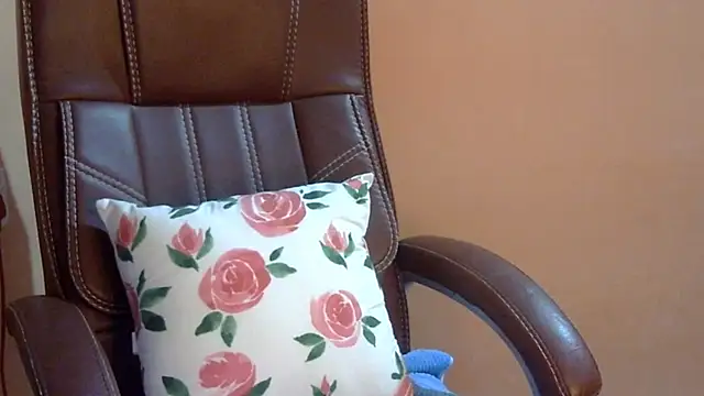 Snapshot of Hotty_Bitch chatting on 14, 2, 2026 Hotty Bitch online show from 14, 2, 2026