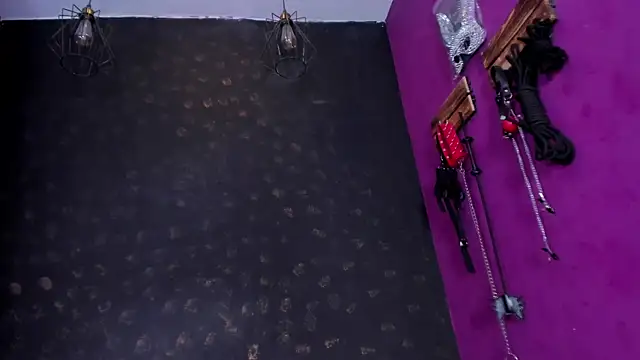 Alexa Slave online show from 2, 10, 2025