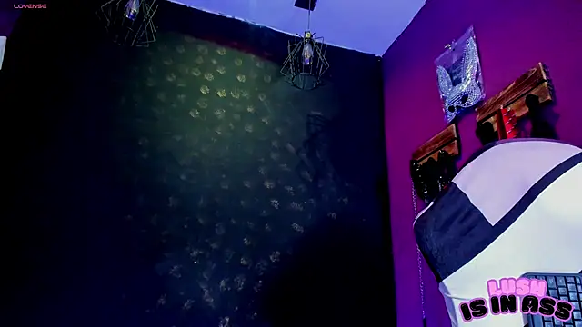 Alexa Slave online show from 20, 4, 2026