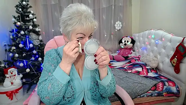 KayleSmoll online show from 15, 1, 2025