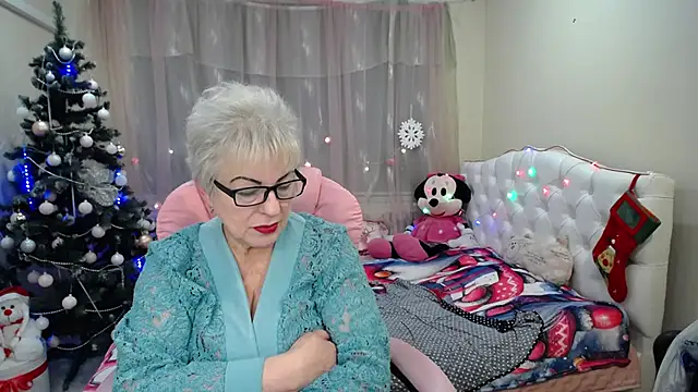 KayleSmoll online show from 16, 1, 2025