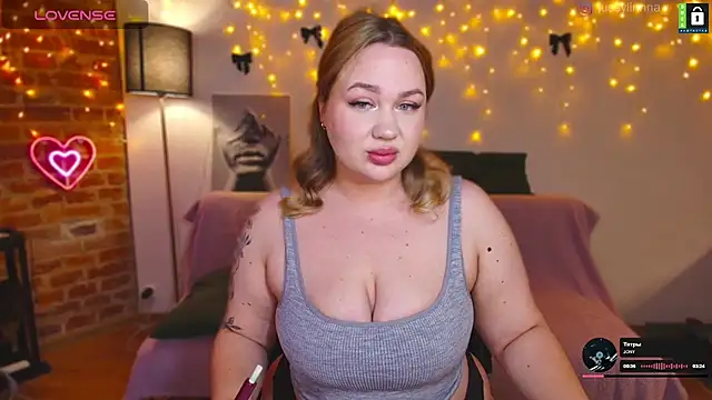 Snapshot of -LinaLove- chatting on 10, 1, 2025 -LinaLove- online show from 10, 1, 2025