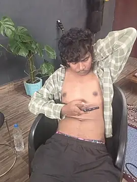 Snapshot of richardjames95 chatting on 16, 10, 2025 richardjames95 online show from 16, 10, 2025