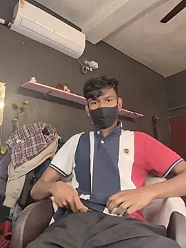 Snapshot of richardjames95 chatting on 11, 2, 2026 richardjames95 online show from 11, 2, 2026