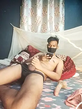 Snapshot of richardjames95 chatting on 13, 2, 2026 richardjames95 online show from 13, 2, 2026