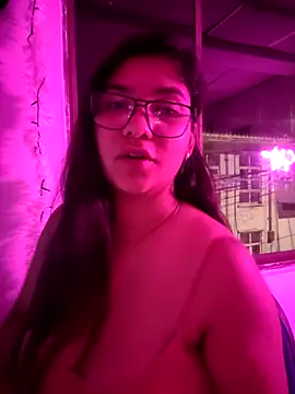 Sofythom1 online show from 4, 3, 2025