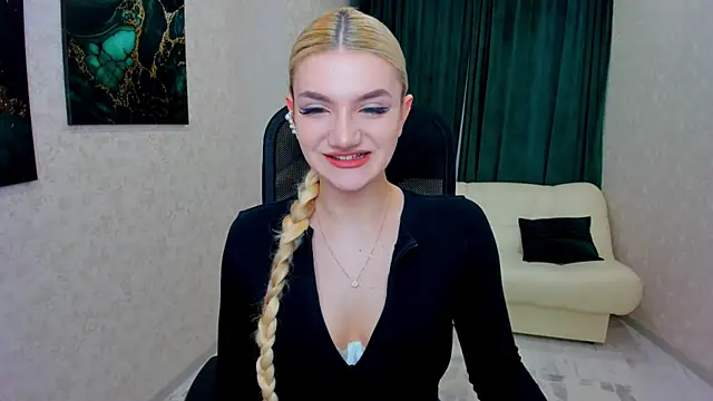 SelenaeMoore online show from 11, 3, 2025