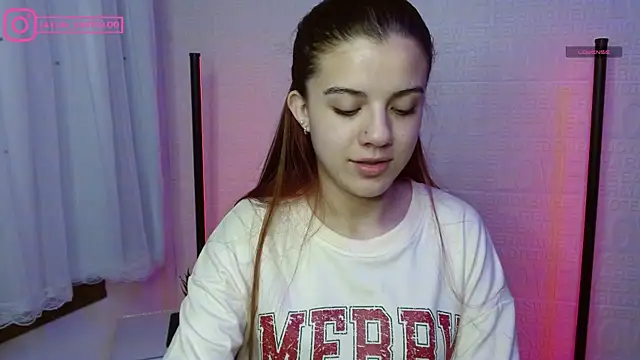 Layla castilloo online show from 21, 1, 2025