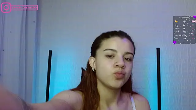 Layla castilloo online show from 12, 2, 2025